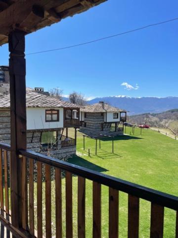 Leshten Guest Homes Exterior foto
